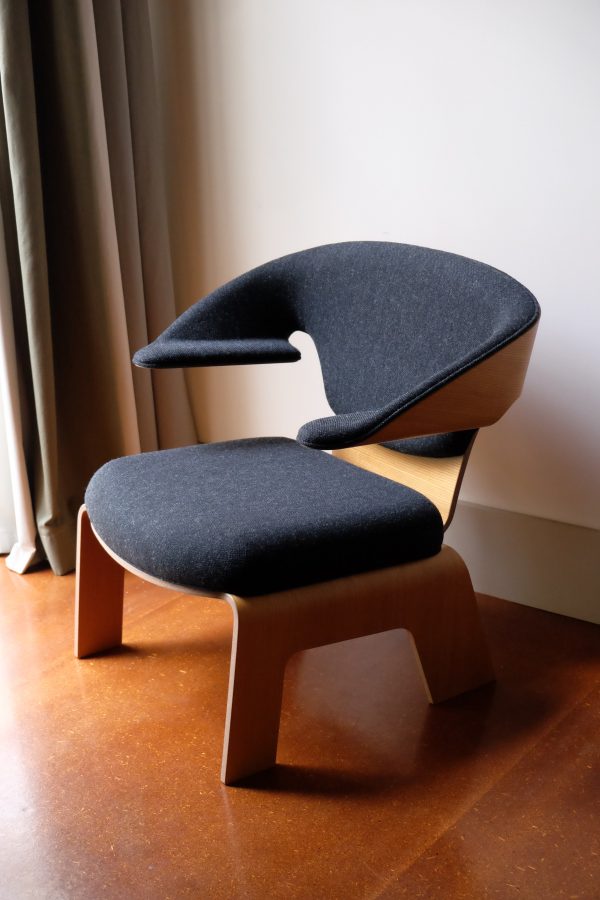 Tendo Mokko Easy Chair by Kenzo Tange (T-7304KY-NT) Discount